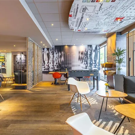 מלון Ibis Centre 3*