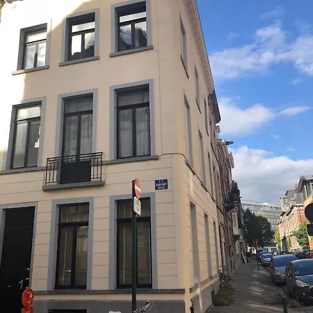 Apartamento Beautiful Luxurious 1 Bedroom In The Heart Of The European Quarter *
