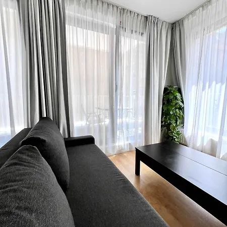 Lovely & Cozy Just 50m From Grand Place Bx For 4 People With Balcony Lägenhet