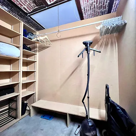 아파트 Beautiful Lovely Loft For 3 People From 3 Min To Manneken Pis *