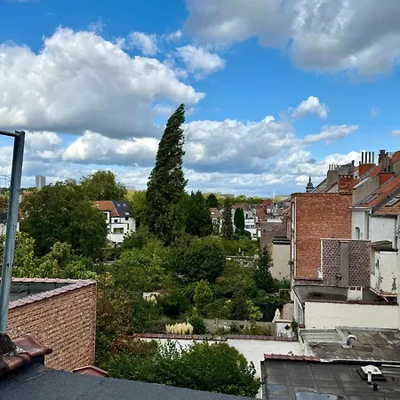 Jolie & Doux Petit Nid Perche Avec Vue Magique Sur La For 2 * Bryssel