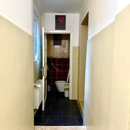 아파트 Lovely And Cosy 7 Min From Gare Du Midi For 3-4 People 브뤼셀