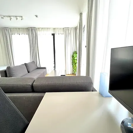 아파트 With Balcony By Grand Place For 4 *