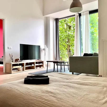 Bright Comfortable Loft In For 4 Bryssel