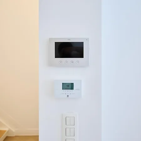 Louise Gallery 2 *