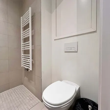 Lägenhet With Balcony By Grand Place For 4 *