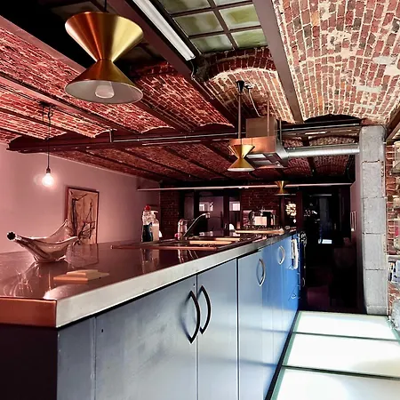 Beautiful Lovely Loft For 3 People From 3 Min To Manneken Pis Lägenhet Bryssel