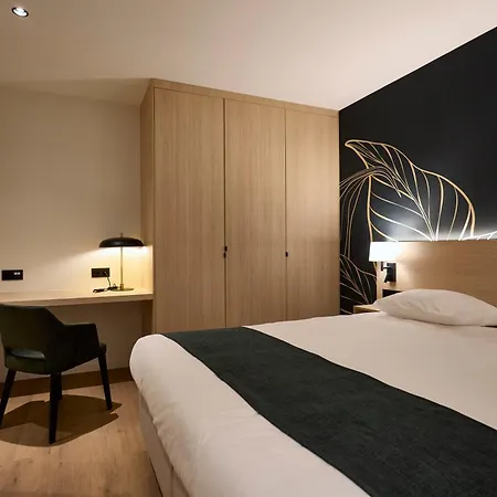 Apart Otel Georges Henri 4*