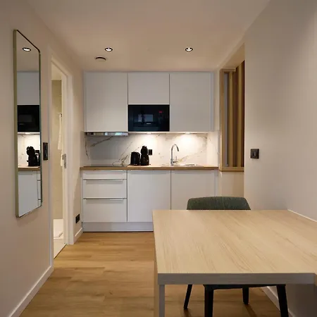 Georges Henri Apart Otel 4*