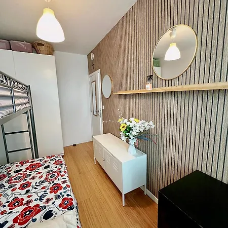 Maison 10 Couchages Avec 4 Proche De Forest National 度假居 布鲁塞尔