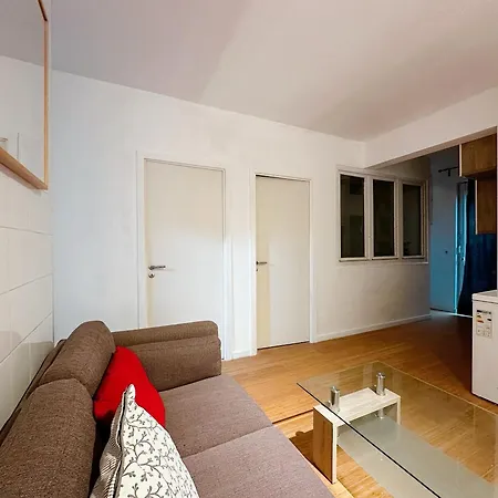 Maison 10 Couchages Avec 4 Proche De Forest National 布鲁塞尔