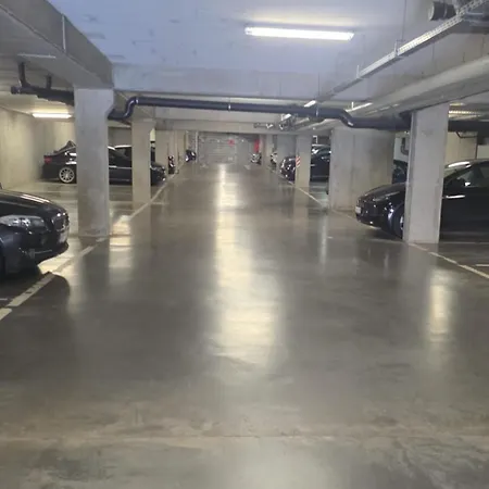 Maison 10 Couchages Avec 4 Proche De Forest National 度假居 布鲁塞尔