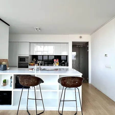 Penthouse With Stunning View Over 220 M2 Panzió