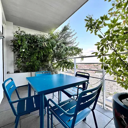 Penthouse With Stunning View Over 220 M2 Bruxelles