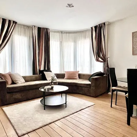 Sablon Centre Cozy For 4 People Near The Museums 아파트