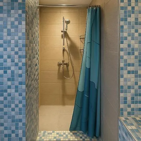 Midi Station Apartment *