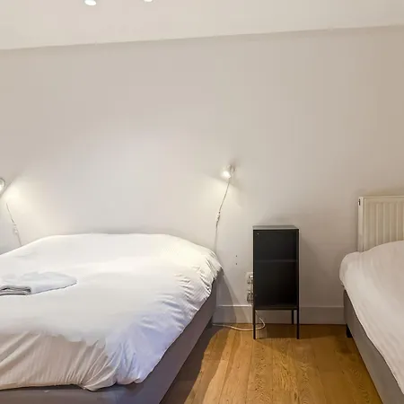 Апартаменты 3 Bedroom Self Check In For 7 *