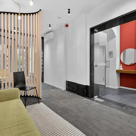 Stephanie By Reside Apartment