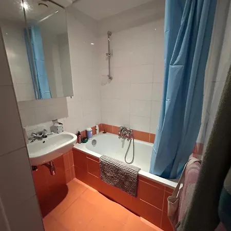 Cozy 1 Bedroom * 브뤼셀