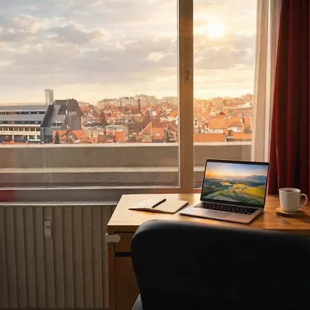 Stylish In Eu District Stunning Views Apartamento *