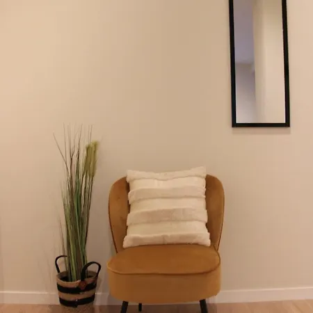 Moderne,5pers,acces Facile Au Centre,berchem דירה