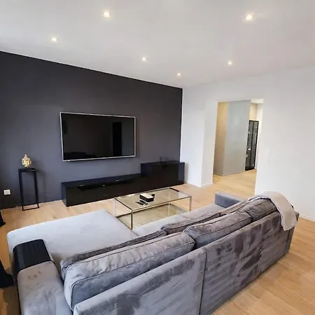 Appartement Luxury Triplex Stylish 2br In *