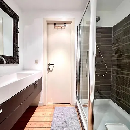 아파트 Sablon Centre Cozy For 4 People Near The Museums
