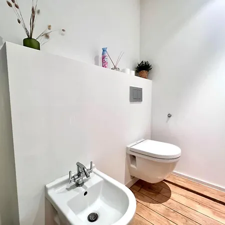 Sablon Centre Cozy For 4 People Near The Museums *