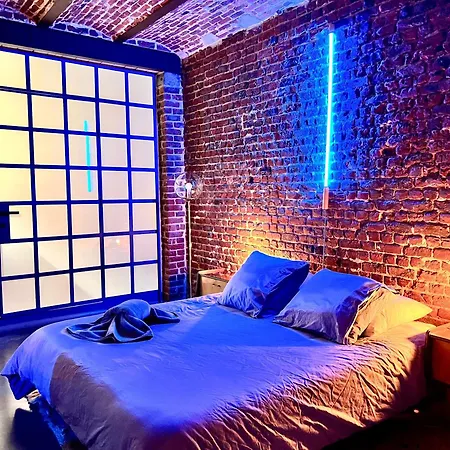 Beautiful Lovely Loft For 3 People From 3 Min To Manneken Pis Lägenhet Bryssel