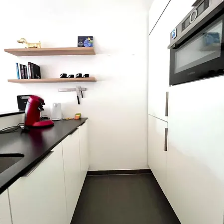Bright Comfortable Loft In For 4 Lägenhet