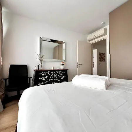 Sablon Centre Cozy For 4 People Near The Museums Bryssel