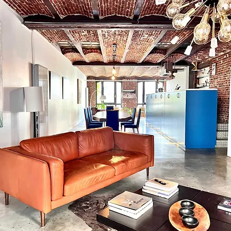 Beautiful Lovely Loft For 3 People From 3 Min To Manneken Pis 아파트