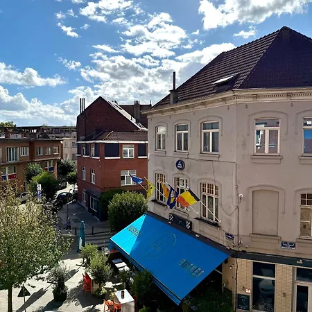 Jolie & Doux Petit Nid Perche Avec Vue Magique Sur La For 2 아파트