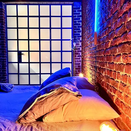 Beautiful Lovely Loft For 3 People From 3 Min To Manneken Pis 아파트 브뤼셀