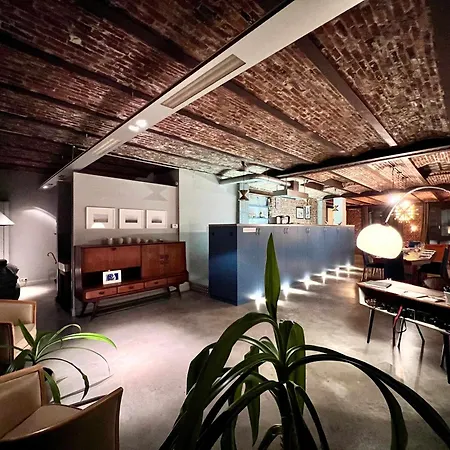 Beautiful Lovely Loft For 3 People From 3 Min To Manneken Pis 아파트 *