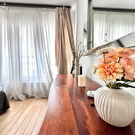 아파트 Sablon Centre Cozy For 4 People Near The Museums