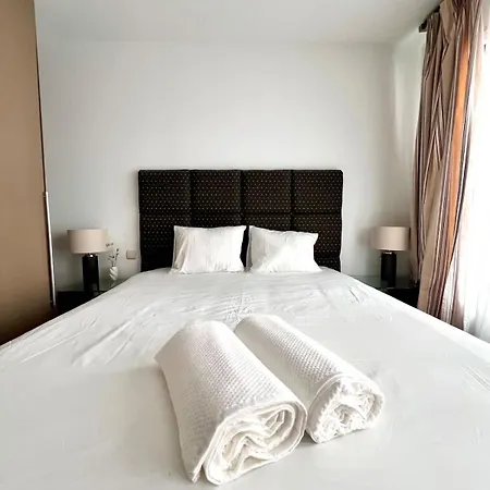 아파트 Sablon Centre Cozy For 4 People Near The Museums *