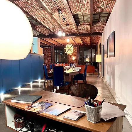 아파트 Beautiful Lovely Loft For 3 People From 3 Min To Manneken Pis *