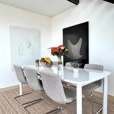 아파트 Luxury Penthouse 220 M De Confort