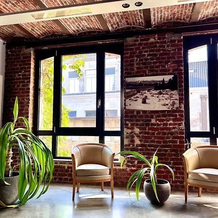 Beautiful Lovely Loft For 3 People From 3 Min To Manneken Pis Lägenhet Bryssel