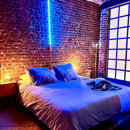 Beautiful Lovely Loft For 3 People From 3 Min To Manneken Pis Lägenhet *