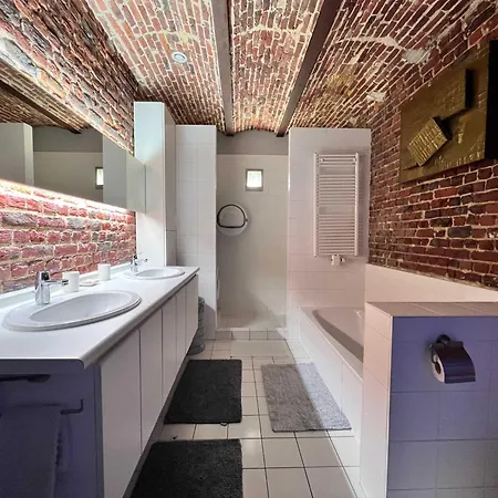 아파트 Beautiful Lovely Loft For 3 People From 3 Min To Manneken Pis *