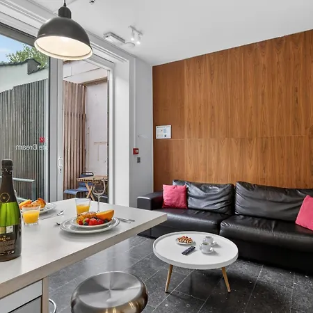 Stephanie By Reside Apartment *