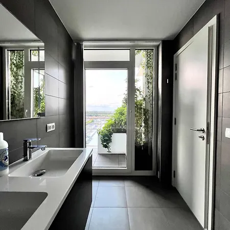 Skyline Retreat Penthouse In 220m Of Elegance 아파트 브뤼셀