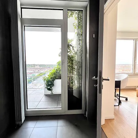 Skyline Retreat Penthouse In 220m Of Elegance * Bryssel