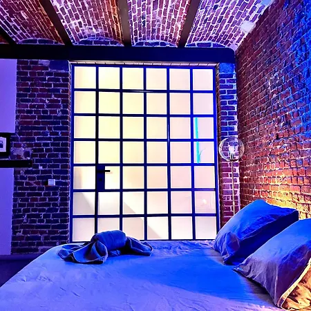 Beautiful Lovely Loft For 3 People From 3 Min To Manneken Pis 아파트 브뤼셀