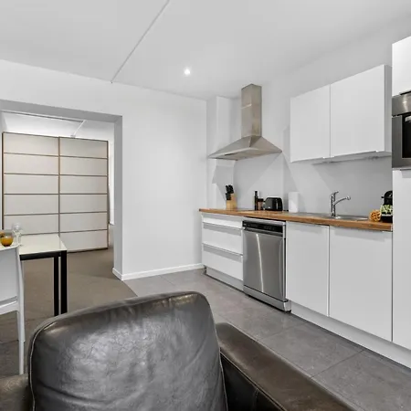 Stephanie By Reside Apartment