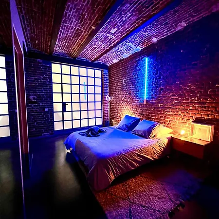 Beautiful Lovely Loft For 3 People From 3 Min To Manneken Pis Lägenhet *