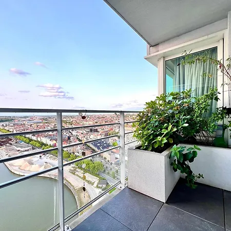 아파트 Skyline Retreat Penthouse In 220m Of Elegance 브뤼셀