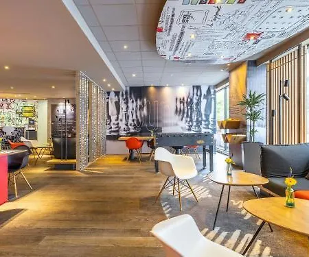 מלון Ibis Centre 3*